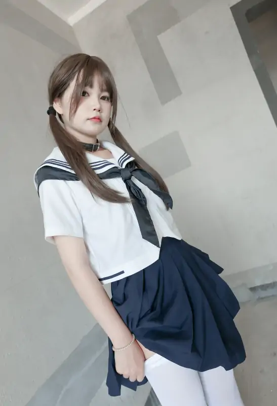 摄影师素人渔夫 – 小冰捆绑JK [111P+2V/1.48G]