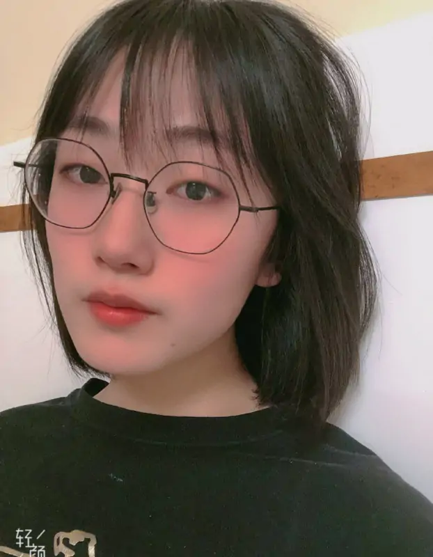 素人镜娘林子祎私拍视图合集 [226P+117V/466M]