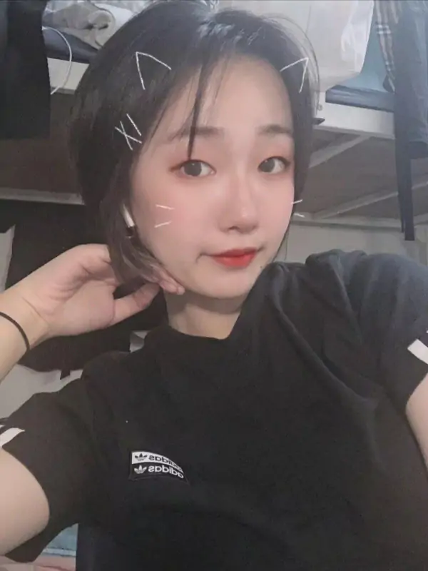 素人镜娘林子祎私拍视图合集 [226P+117V/466M]