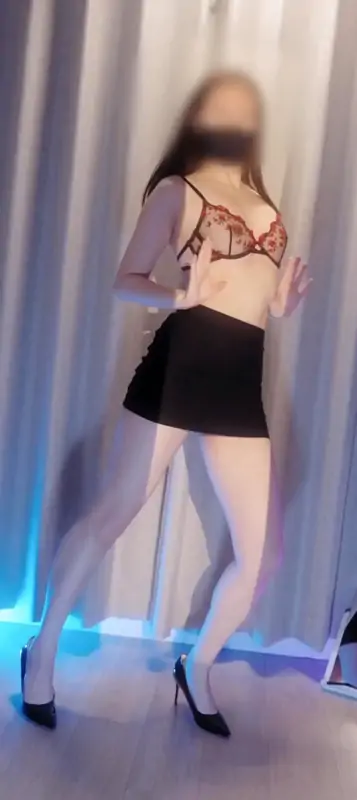 D音风网红咚小姐三月舞蹈春天的绿 [4V/154M]