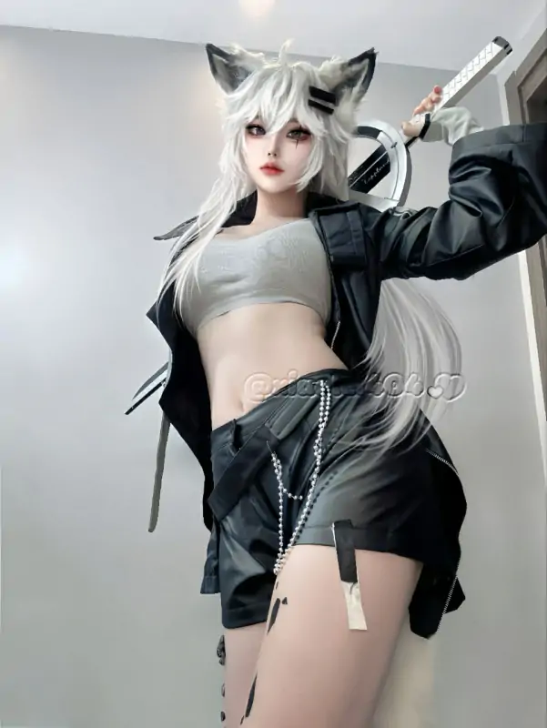 希尔薇(忧郁小糕) – 新作 19分钟 顶级Cos订阅 [35P+72V/184MB]