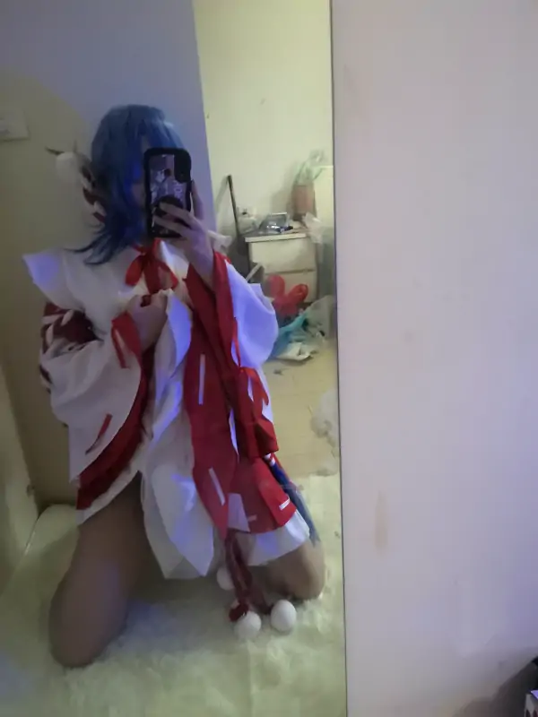 沐沐酱 – 新增 [完整版] 11分钟伊势女巫 [61P+3V/1.92G]