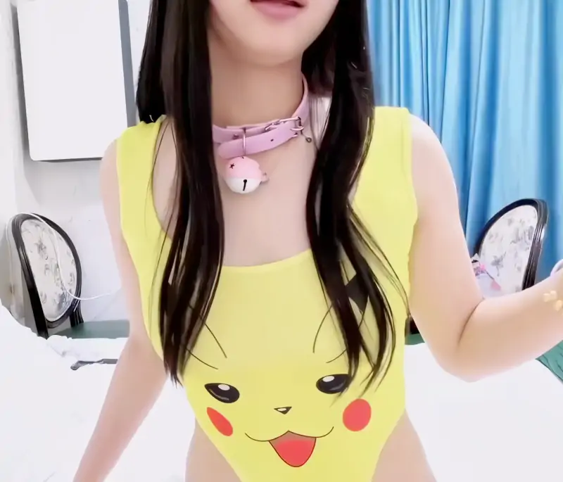 少萝娇娇 –  4K视频 [2P+2V/2.76G]