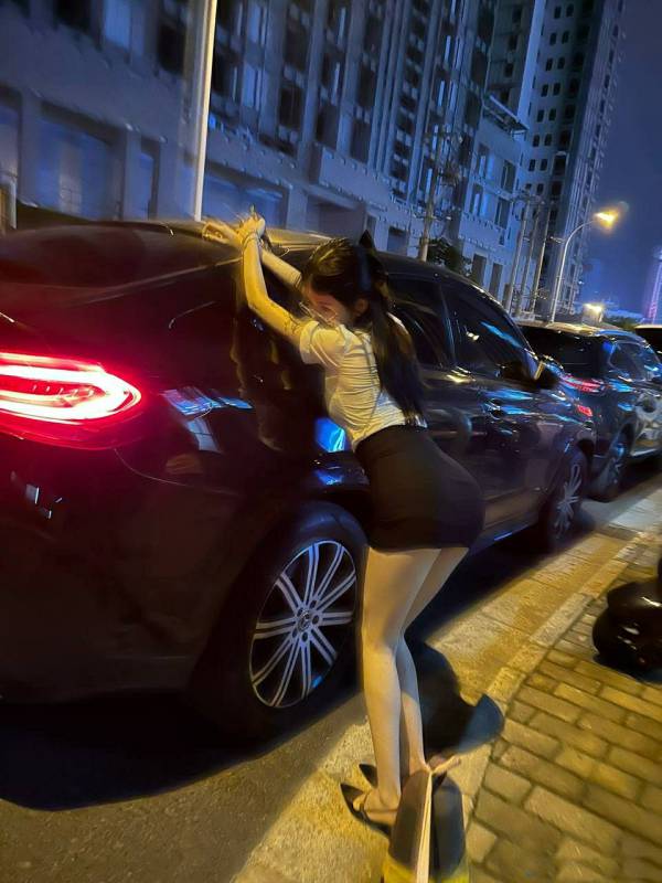 推特60818作品合集 [679P+91V/3.01G]