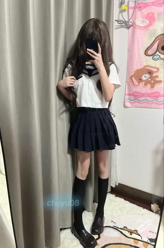 初遇@chuyu08 – [288门槛] [稀缺] 25分钟 订阅 [108P+25V/0.98G]