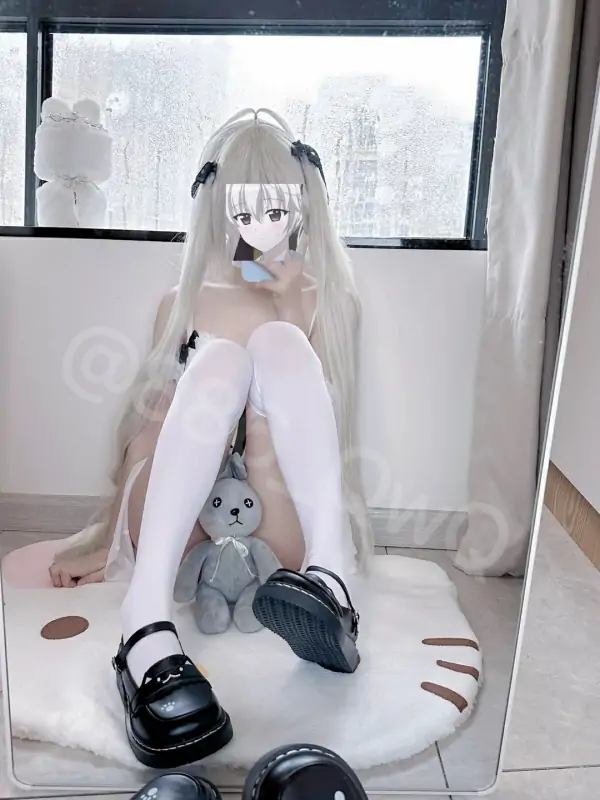 萌梨涡@886_QwQ – 新3更 [388门] 12分钟 Cos 明日方舟和泉爱妃 [73P+2V/875MB]