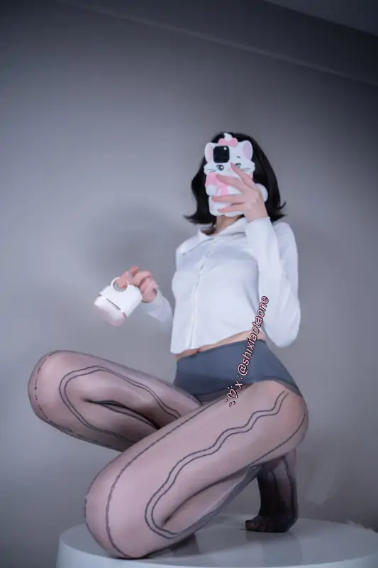 小桃@shixiaotaone – 新作 [520门槛] 59分钟订阅 [19P+3V/4.25G]