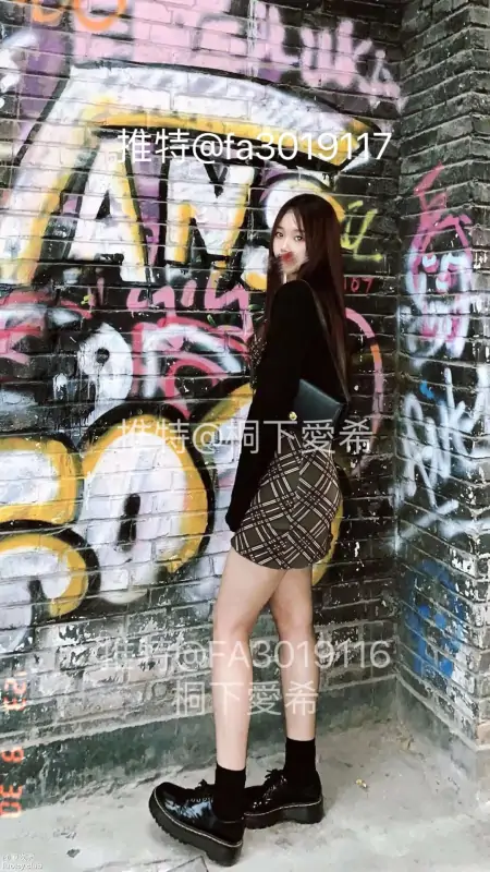 桐下爱希 – [门槛更新] 新作 49分钟 Cos [卡莎星守+林雨霞+宁红夜+托帕+星街彗星] [31P+5V/3.04G]