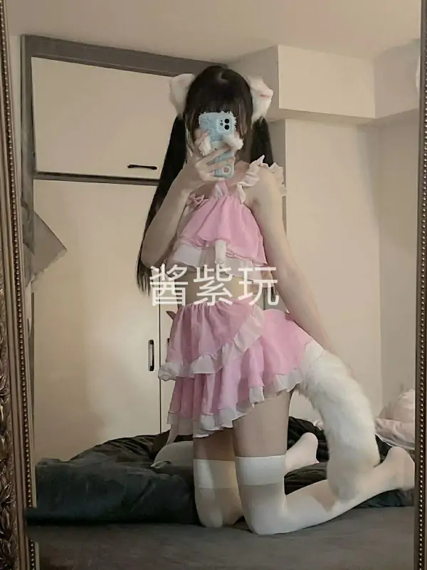 酱紫玩@jiangziwan001 – [288门槛] [含新增] 1.02小时 顶级合集 [22P+37V/1.33G]