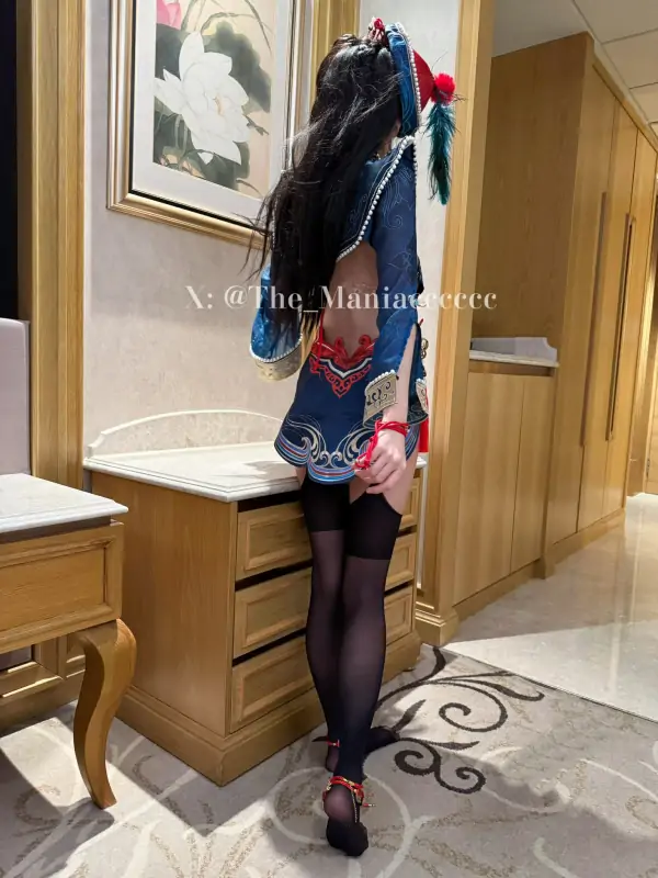 Maniacccccc – 新作 4K 17分钟 Cos约尔小姐 [100P+2V/6.97G]