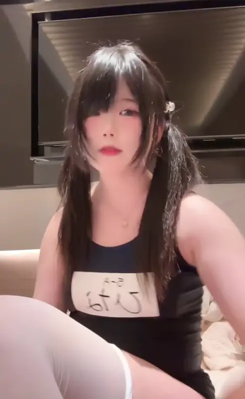 幸酱@liangjiang051020 – [520门槛] 57分钟 [含新增] 双马尾订阅 [7P+30V/2.19G]