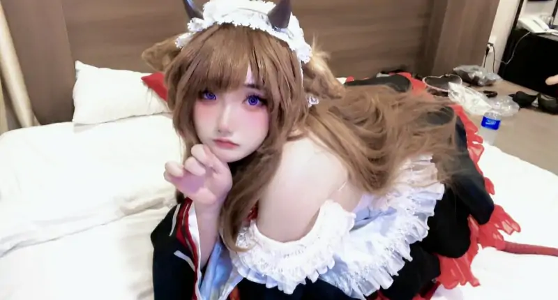 Nyan_Chan 新作17分 Cos女仆 [127P-3V-1.37G]