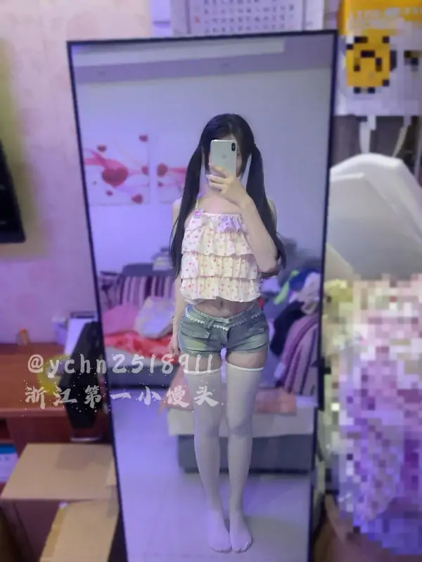 浙江第一小馒头@ychn2518911 – [288门槛] [稀缺] 18分钟金主1V1定制 [54PnV-1.13G]