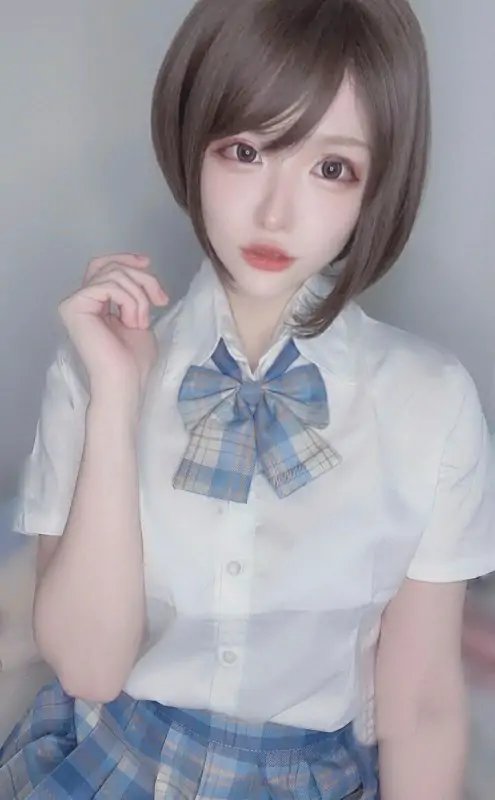 こおりの絶対零度@CRYBABY0430 – [门槛福利] 1.05小时小视频合集 [749P16V-2.98G]