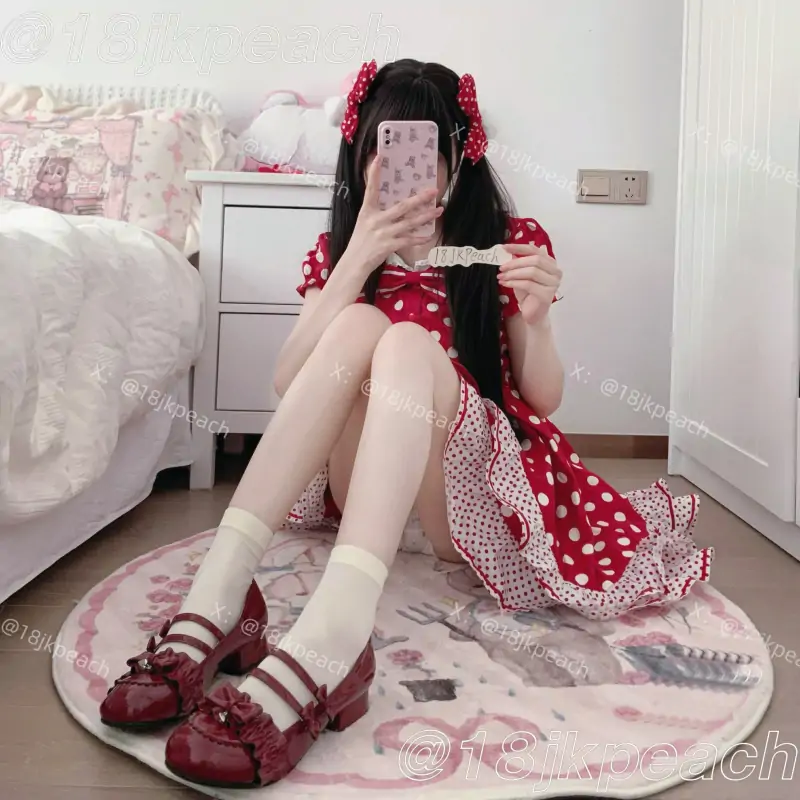 一颗甜桃(仙仙桃)@18jkpeach – [1314门槛] 14分钟 安东尼蛋糕 [77P1V-2.13G]