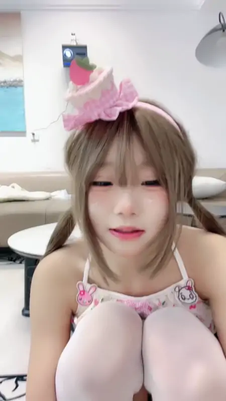 玉米mm – [录播] 8.36小时 顶级双马尾学妹合集 [1P17V-4.92G]