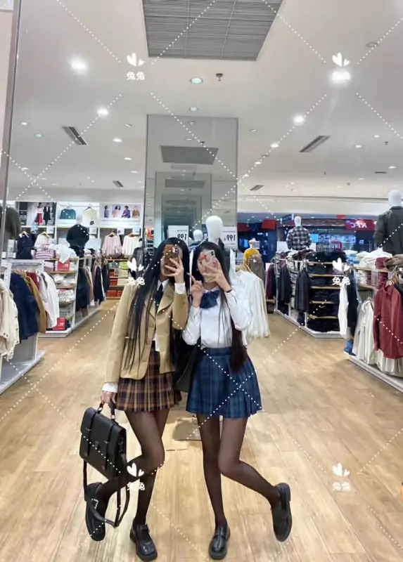 姜兔兔 – [520门槛] [umate完整版] 16分钟 Cos [刻晴+CJ小兔] [707P2V-3.84G]