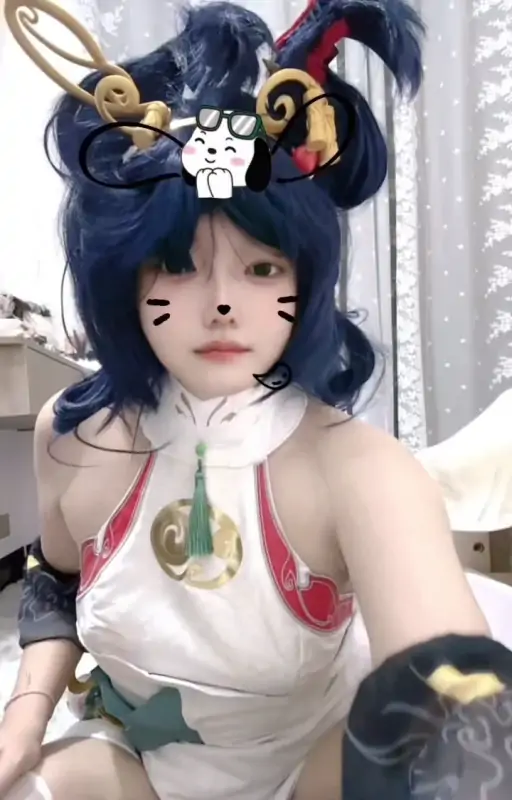 七崽 – [288门槛] [露脸] 16分钟Cos王者公孙离 [2P1V-0.97G]