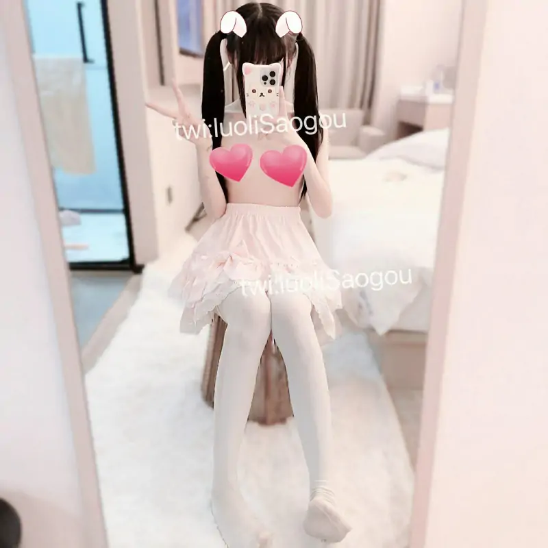 小雯宝宝(幼凛) – 新作 [完整版] [8月订阅] 12分钟 Cos_[草莓洛丽塔+黑丝女儿服] [17P2V-173MB]