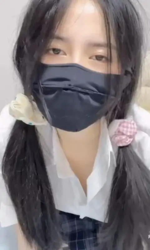 梦中的梦@maomi5430 – 新作 [520门槛] 24分钟福利订阅 [3V-1.52G]