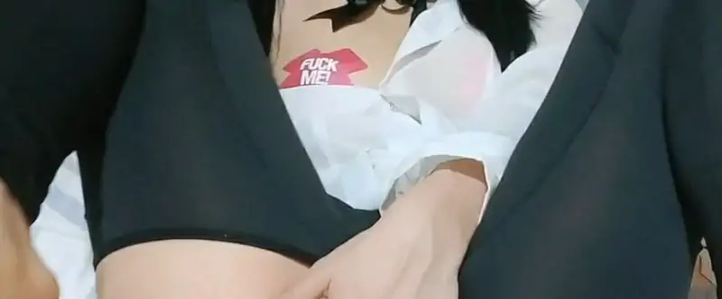 饭饭FanFan – 新作 [福利订阅] 17分钟 [瑜伽开档裤+定制] [3V-0.99G]