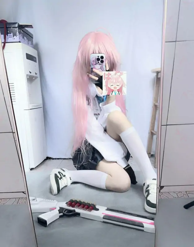 甜崽小千@odelia21360 – [200门槛] 7分钟 [91P5V-552MB]