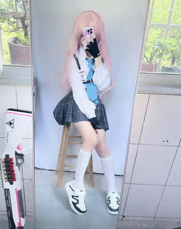 甜崽小千@odelia21360 – [200门槛] 7分钟 [91P5V-552MB]