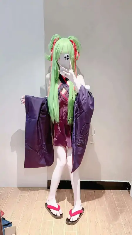 ks小宅酱@lhovo55 – [512门槛] [完整版] 58分钟 顶级Cos福利订阅 [112PnV-2.05G]