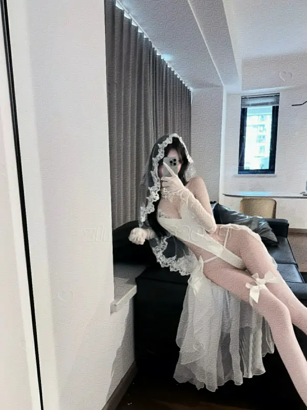 Jasmine – [含新2增] 1.56小时 Cos顶级白虎私拍福利订阅 [699PnV-3.49G]