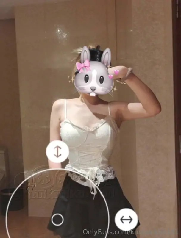 困困狗 – 新作 26分钟 夹铃铛的乖小狗 [1V/777MB]