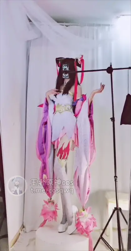 沐沐酱 – 新作 17分钟 新版 貂蝉原皮cos [4V/1.11G]