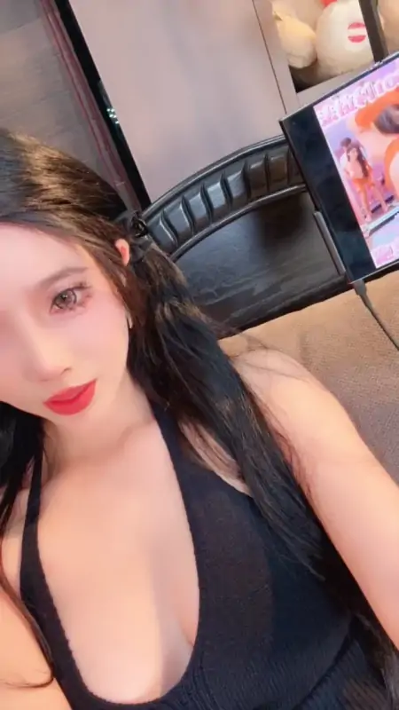 气质御姐 (白熙 沐熹) 黑丝高跟道具 [2V/3.4G]