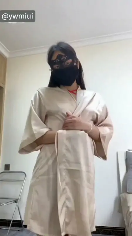 优优女王@ywmiui 作品合集打包 [235v-257.4G] 持续更新