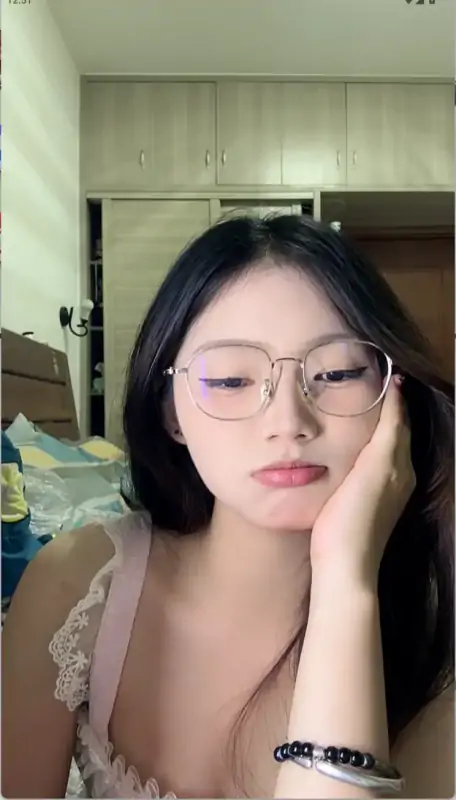 困困兔 最新资源合集下载 [279v-174.2G] 持续更新