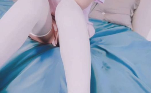 白袜袜格罗丫 爱玩游戏的灰发姬 [1V/0.98G]