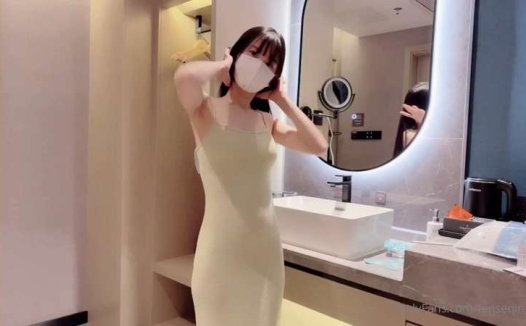 极品网红粉色情人新作晚礼服 [2V/435M]