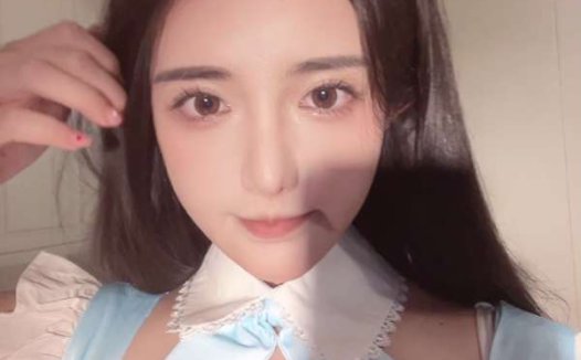 HY第一巨胸古阿扎最新私人高价定制作浴室 [3V/223M]