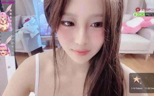 S站超极品主播jennyjoice高级粉丝团视频合集 [6V/2.03G]