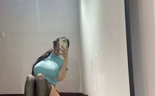 巨胸肥臀健身达人初初(纯情小初)微密圈与尺度私拍视图合集 [380P+105V/1.16G]