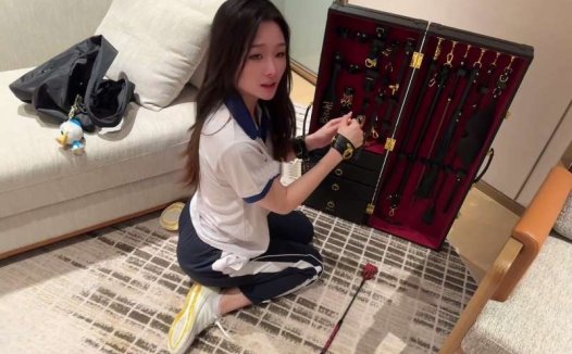 小逗逗 剧情学妹上门 [1V/2.12G]